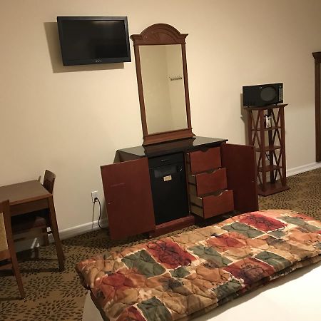 Waterbury Big Apple Motel Eksteriør billede