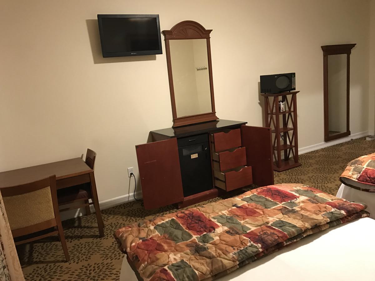 Waterbury Big Apple Motel Eksteriør billede